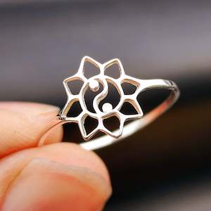 Rings: (T) Solid 925 Sterling Silver Yin Yang Lotus Ring