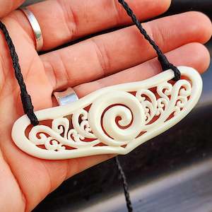 Natural Maori Bone Carving Pendant Necklace - Multi Koru Plate