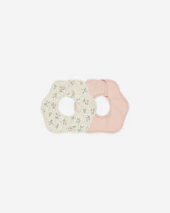 Quincy Mae - Flower Bib 2-Pack Strawberries/Melon