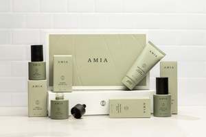 Products: Essentials Gift Set