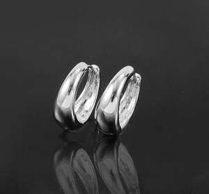 Jewellery: White Gold plated Hoop earrings