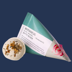 Candles: Bath Bomb | Botanical