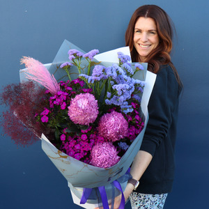 Fresh Florals: BEST BUY | Plum Perfect - FREE Portable Vase!