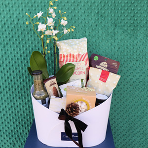 Christmas 25: Christmas | Yuletide Glow Hamper