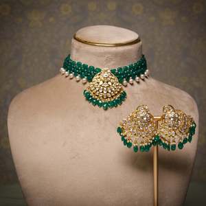 Choker Sets: Chand Noor Choker Set