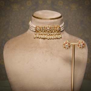 Choker Sets: Pearl Sutra Choker Set
