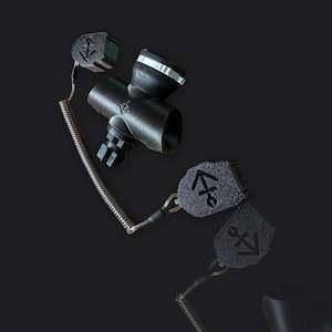 Light Bar Mount for the Railblaza System ( LIGHT NOT INCLUDED )