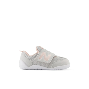 Footwear: New Balance NW1STGP
