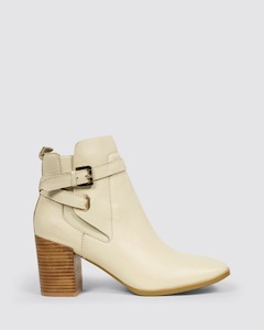 Nude Footwear: ADELAIDE CREAM