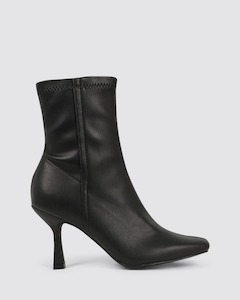 Boots Heels: BIRDY BLACK