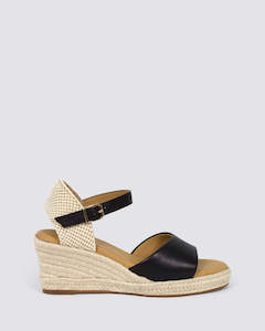 Hush Puppies: ERSA WEDGE SANDALS BLACK
