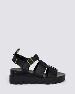 Django And Juliette: RELIE WEDGE SANDALS BLACK