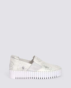 Womens Sneakers: BECCA FLATS WHITE SILVER