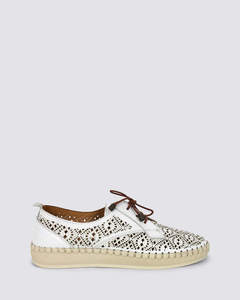 Cabello: WANDER SNEAKERS WHITE