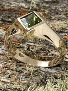 Coloured Stone Rings: Green Tourmaline Ring - Andrea Spicer