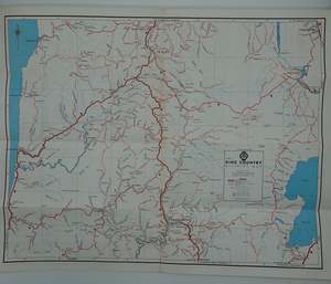 Maps Curiosities: A vibrant colourful AA map of the King Country from the 1960s