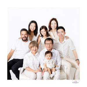 Products: Cake Smash with Extended Family Session Angela Scott Photos