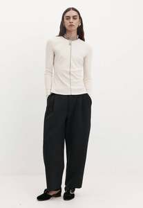 Harris Tapper: Pero T-Shirt - Cream