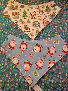 Kash's Closet - Dog Bandana - Reversible Xmas