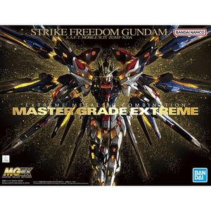 Z Gundam: Bandai 1/100 MGEX STRIKE FREEDOM GUNDAM Plastic Model Kit ZGMF-X20A