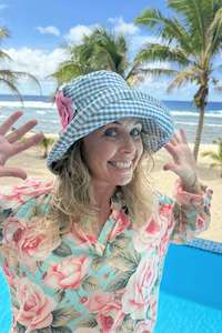 Scarves Hats: Izzy Bucket Hat - Blue Gingham