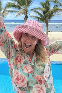 Scarves Hats: Izzy Bucket Hat - Pink Gingham