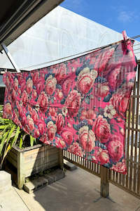 Wholesler Availability: Cotton Wrap - Crimson Bloom