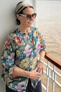 Spirited Shirt - Renoirs Roses