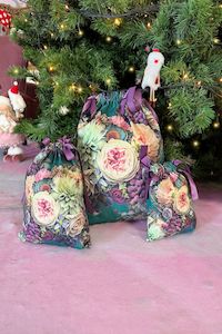 Christmas Accessories: Gift Bag Trio - Teal Peony