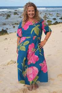 Annahs Summer Essentials: Violet Rose Dress - Cerulean Blue