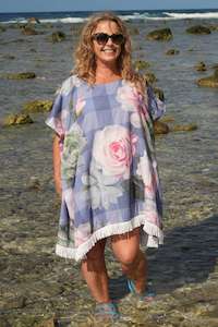 Annahs Summer Essentials: AS Towel Poncho - Blue Cactus Rose