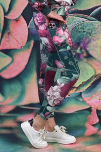 99 And Under Sale: Shannon Phone Pocket Legging - Olive J'adore Roses | SALE