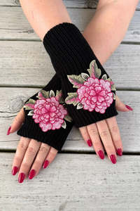 Scarves Hats: Bloom Fingerless Mittens - Pink Rose