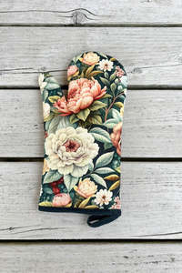 Gifting Collection: Floral Oven Mitt - Spring Serenade