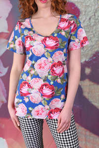 Print T Shirts: AS Basic Tee V Neck - Cream Rose | SALE