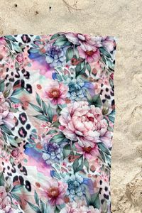Wholesler Availability: Cotton Wrap - Feline Grace