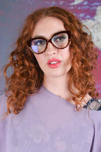 Sun Glasses: Eleanor Reading Glasses - Black Tort +1.5