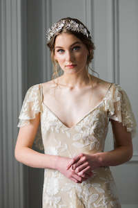 Accessories: Laurel Leaf Tiara | Silver