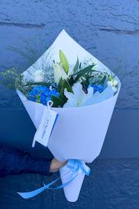 Products: Pure & Blue Bouquet