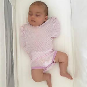 Swaddles: Ohbubs Legs Out Swaddle- Pink