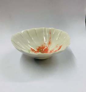 New Zealand Pottery: Peter Clark Porcelain hand made fairy bowl