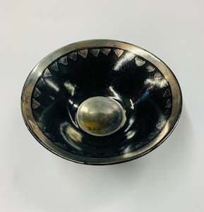 New Zealand Pottery: Barbara Skelton pottery bowl