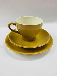 New Zealand Pottery: Crown Lynn colour glaze trio