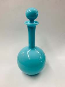Decanter And Jugs: Midcentury hand blown blue glass decanter