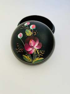 Jewellery Boxes: Round Lacquer Hand Painted Box