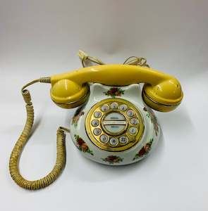 Royal Albert: Royal Albert Old Country Roses telephone