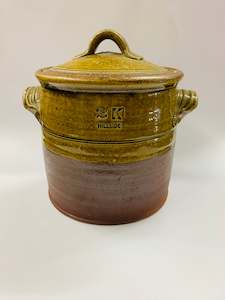 2K Hillside NZ pottery lidded pot