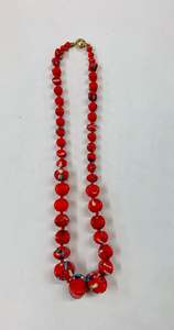 Jewellery: Vintage Czech Glass Necklace with Flecks of Uranium