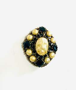 Jewellery: Vintage Costume Brooch with Pearl like Center and Black Glass Beads in a Triangular Shape