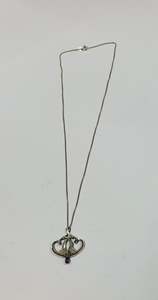 Jewellery: Art Nouveau sterling silver pendant on silver necklace